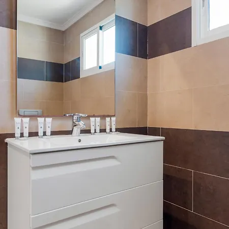 וילה De Haro - Garden, Terrace, Pool & Sea View *