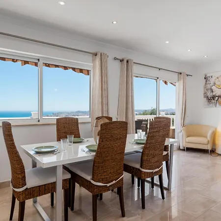 De Haro - Garden, Terrace, Pool & Sea View וילה *