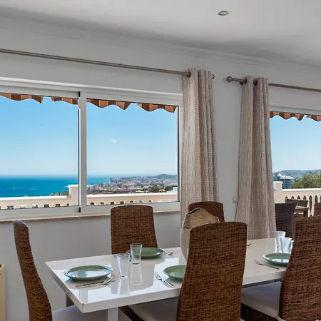 וילה De Haro - Garden, Terrace, Pool & Sea View פואנגירולה