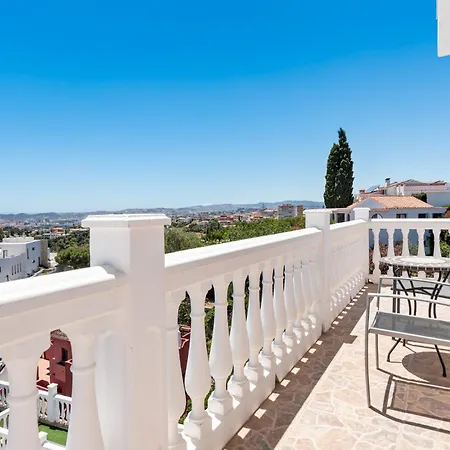 De Haro - Garden, Terrace, Pool & Sea View Villa Fuengirola